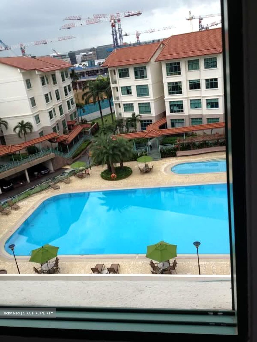 Changi Court (D16), Condominium #567665171